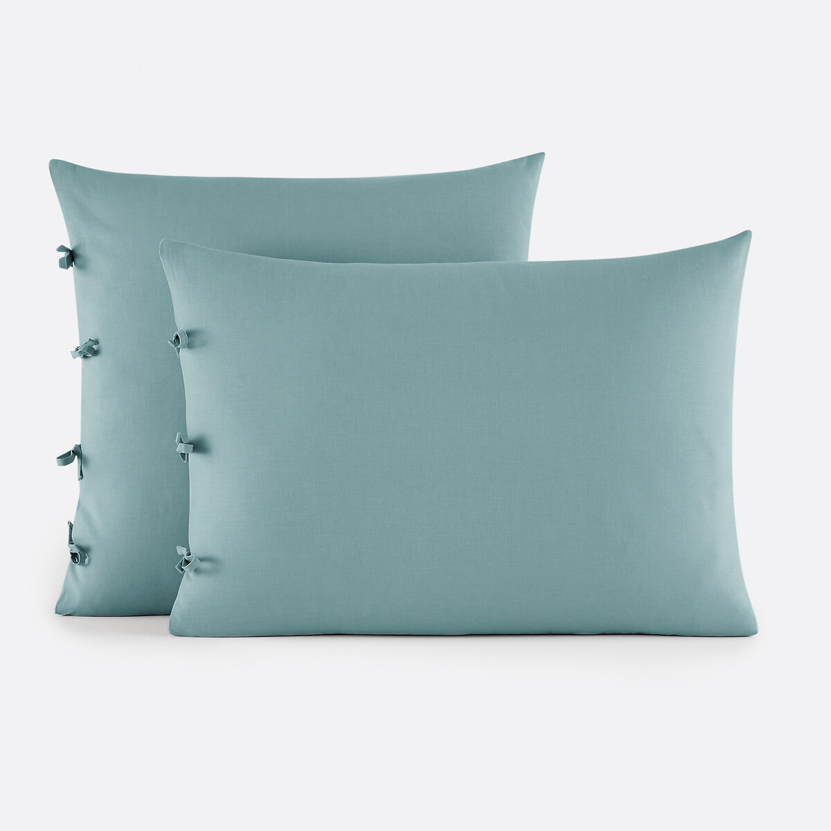 Βαμβακερή μονόχρωμη μαξιλαροθήκη με φιογκάκια 50x70 cm