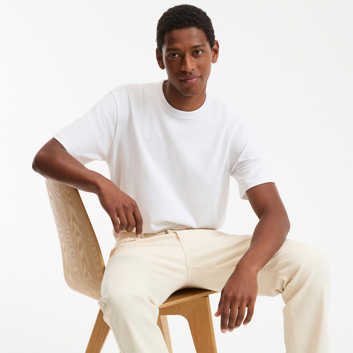 T-shirt με στρογγυλή λαιμόκοψη