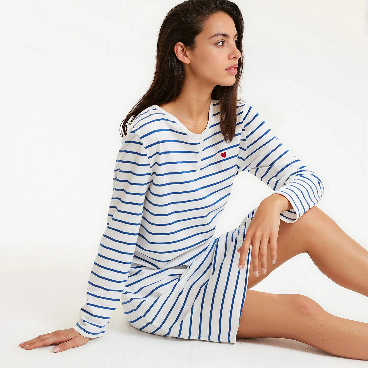 Ριγέ νυχτικό από βαμβακερό τζέρσεϋ
