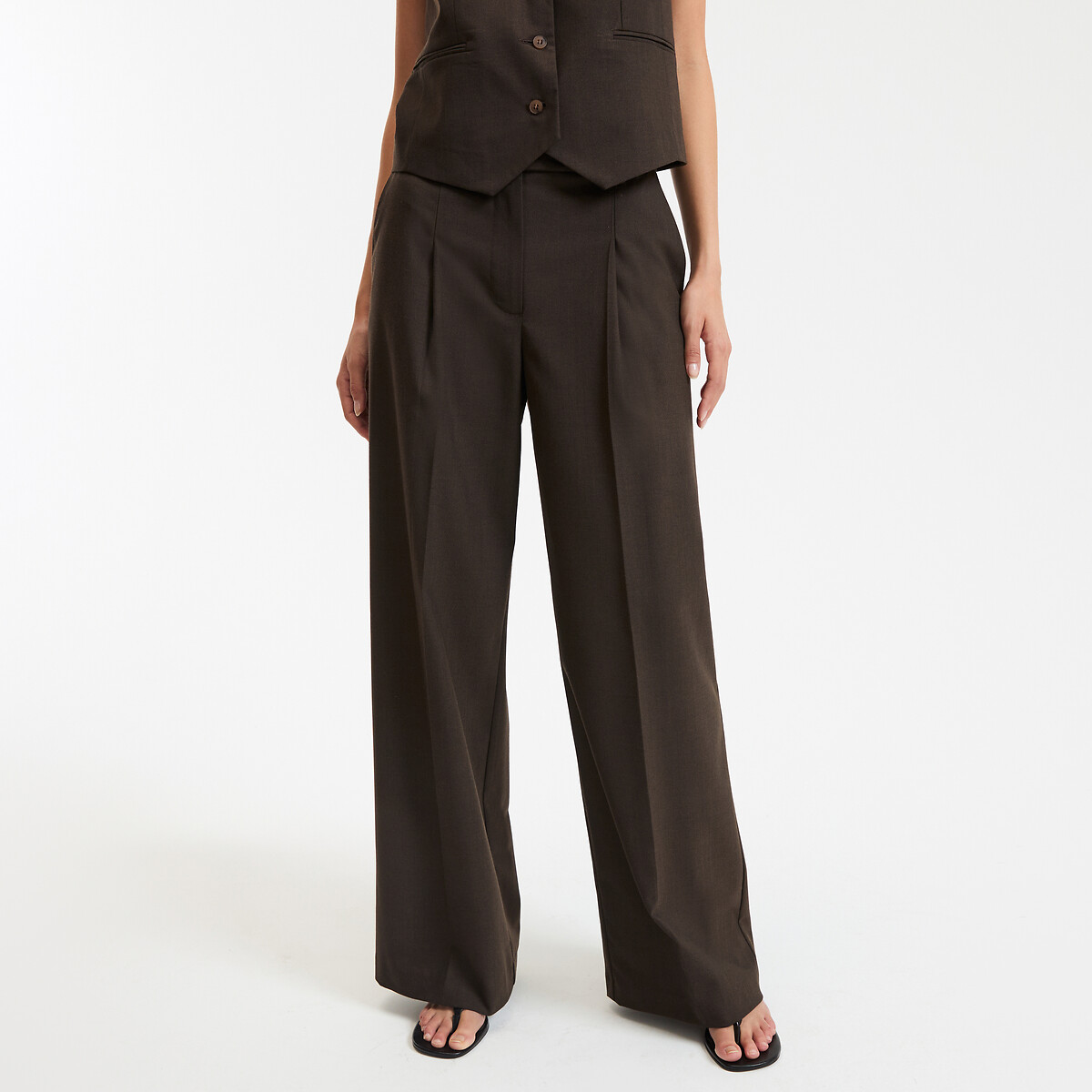 Φαρδύ παντελόνι με πιέτα