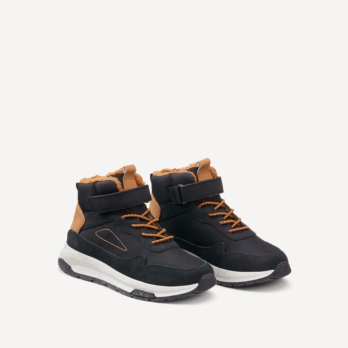 La Redoute Collections Ψηλά αθλητικά παπούτσια outdoor με ελαστικά κορδόνια