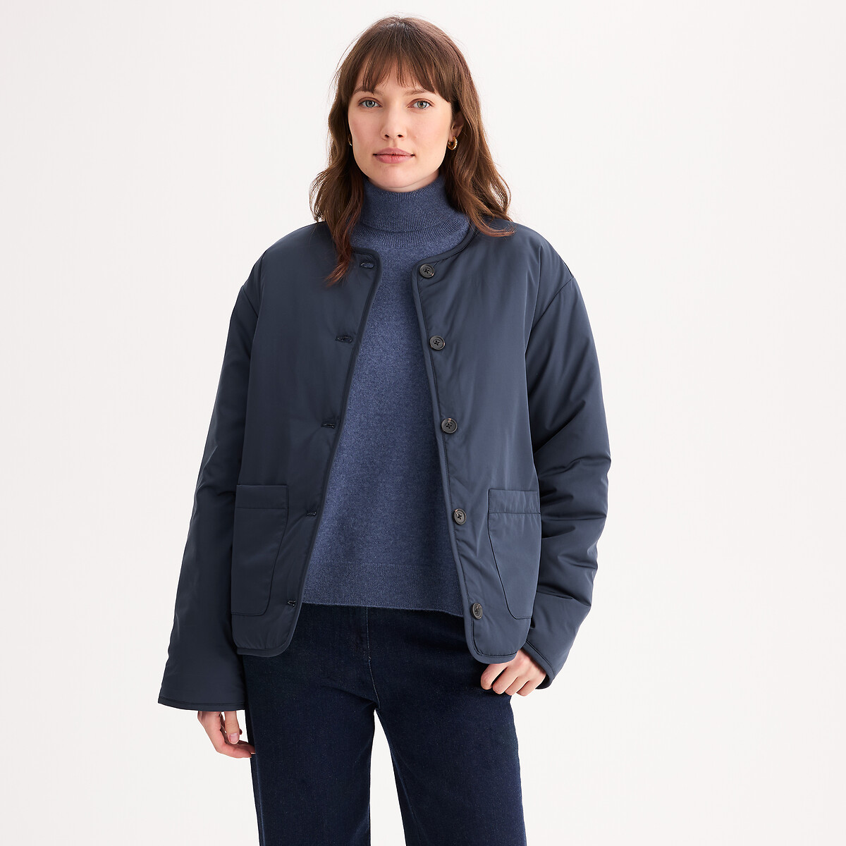 Κοντό μπουφάν με κουμπιά