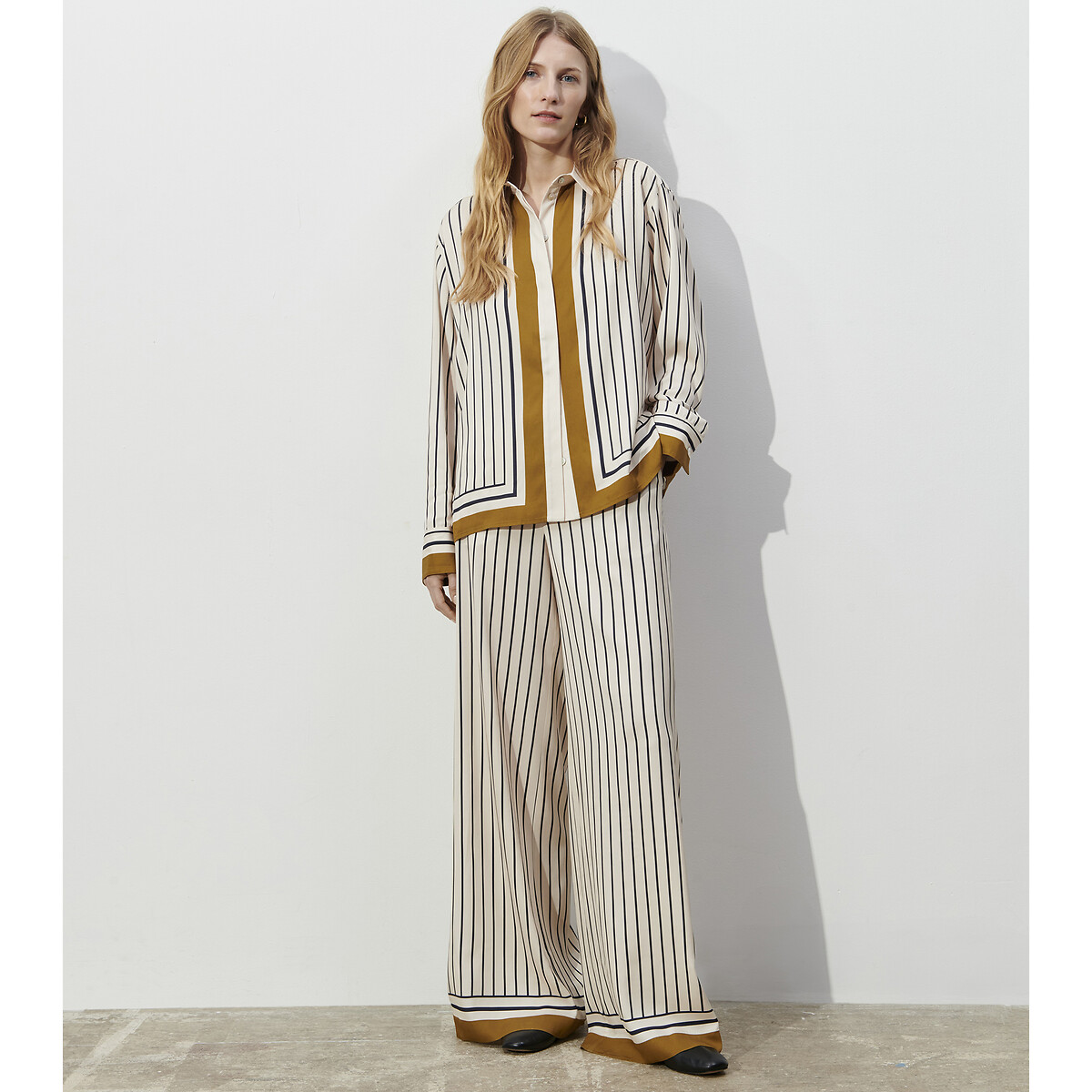 ANNE WEYBURN Ριγέ παντελόνι