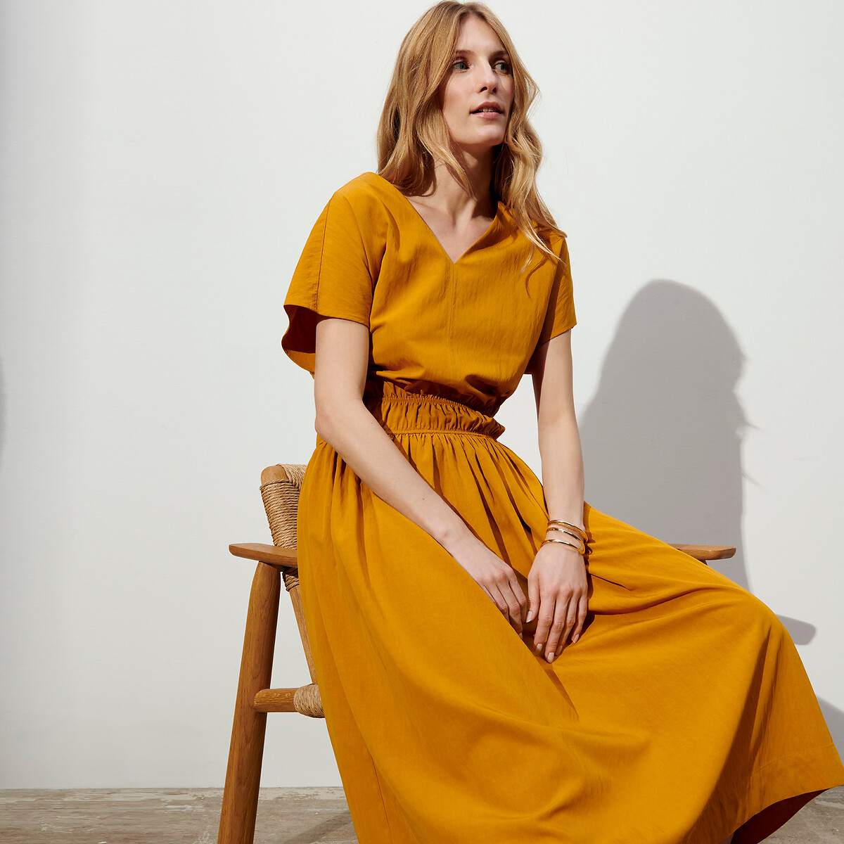 Anne Weyburn Φόρεμα με V λαιμόκοψη