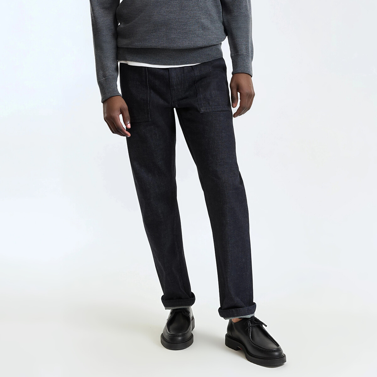 Τζιν σκούρο σε στυλ worker