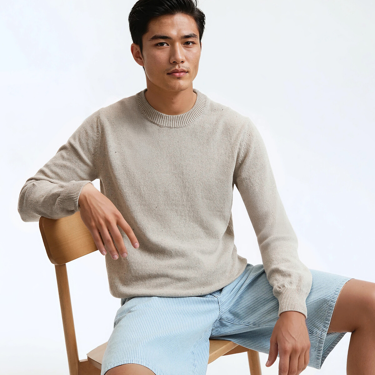 Πουλόβερ με στρογγυλή λαιμόκοψη από λεπτή πλέξη