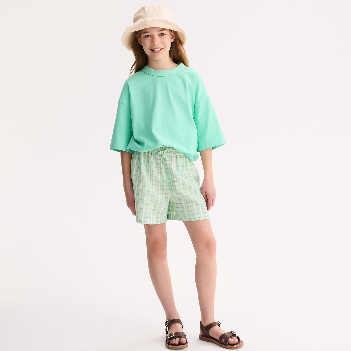 Κοντό σορτς με καρό μοτίβο