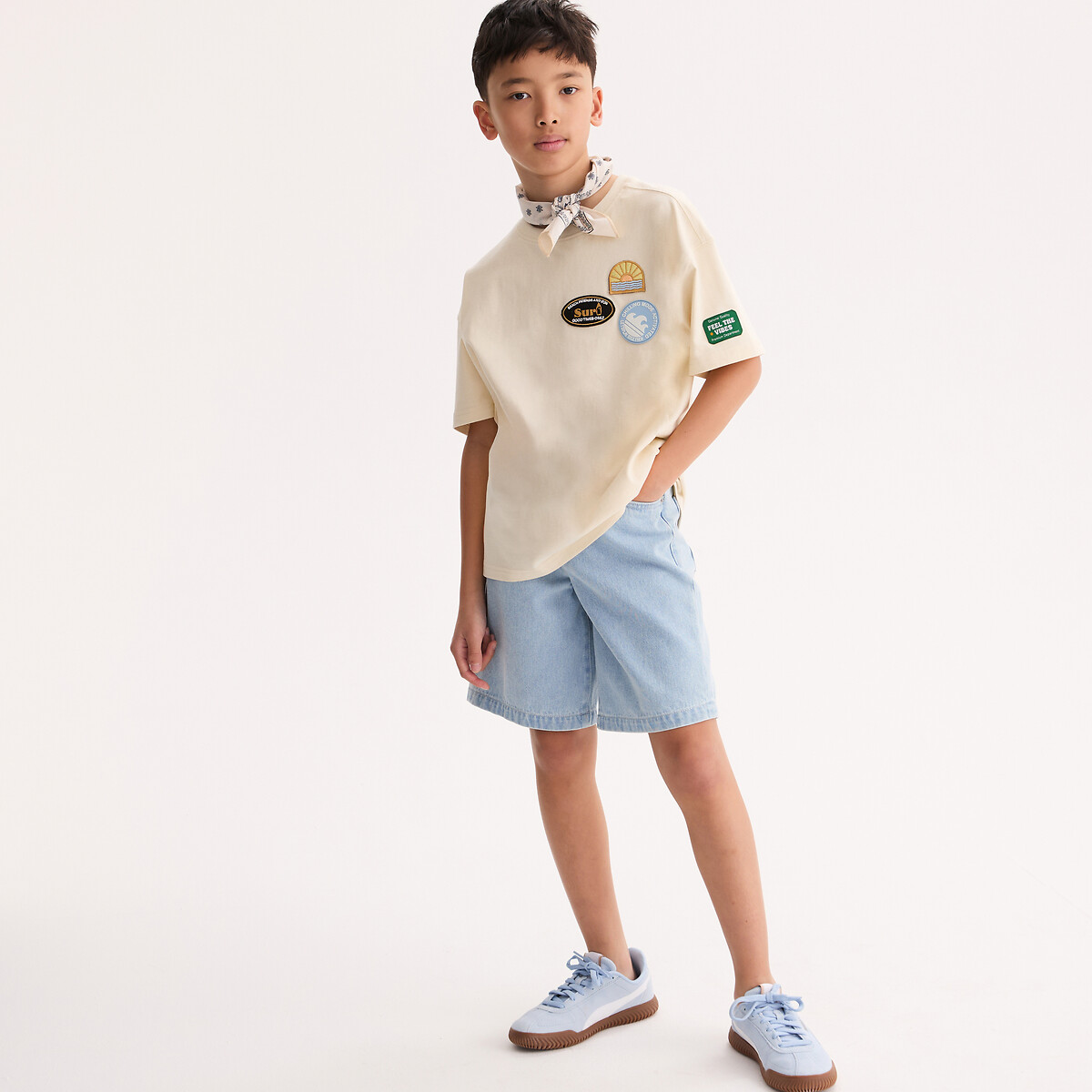 Κοντομάνικο oversize T-shirt με σήματα