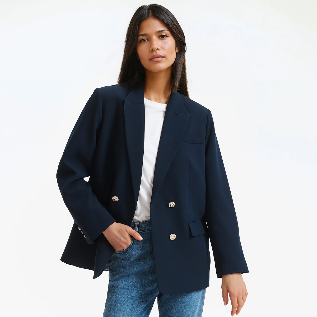 Μακρύ σταυρωτό σακάκι σε ίσια γραμμή