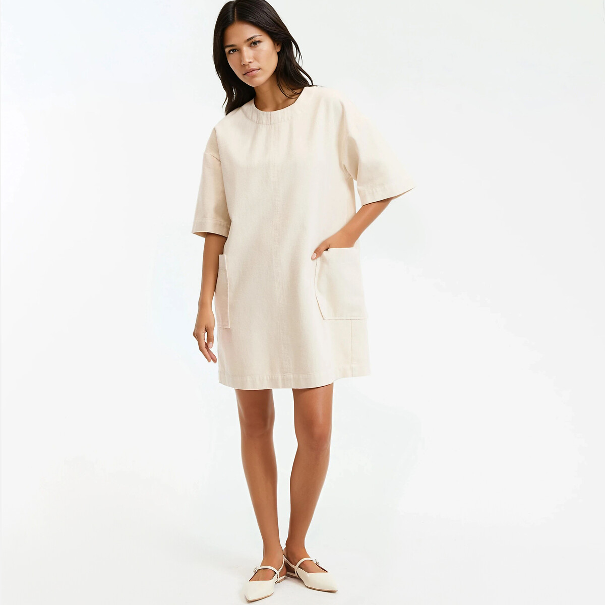 Ίσιο κοντό τζιν φόρεμα με κοντά μανίκια