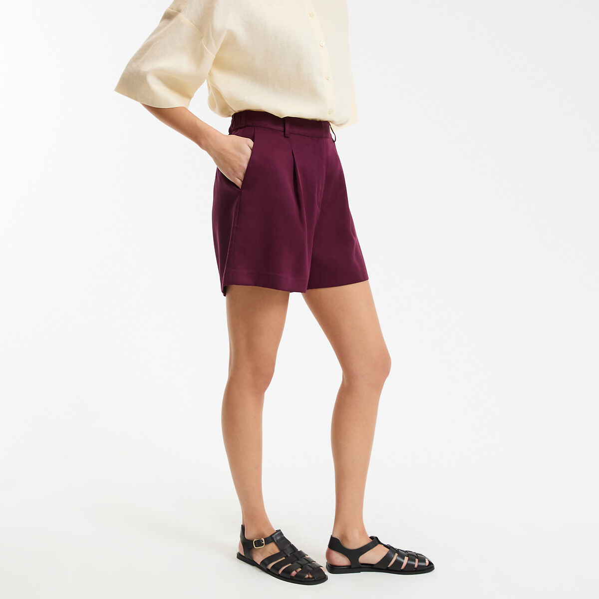 Σορτς με πιέτες από TENCEL™