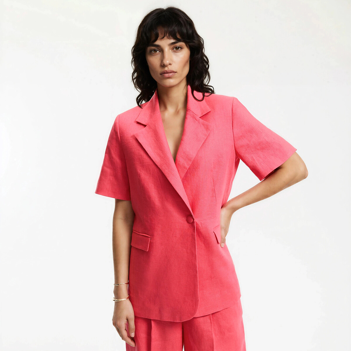 Μακρύ ίσιο σακάκι από λινό με κοντά μανίκια