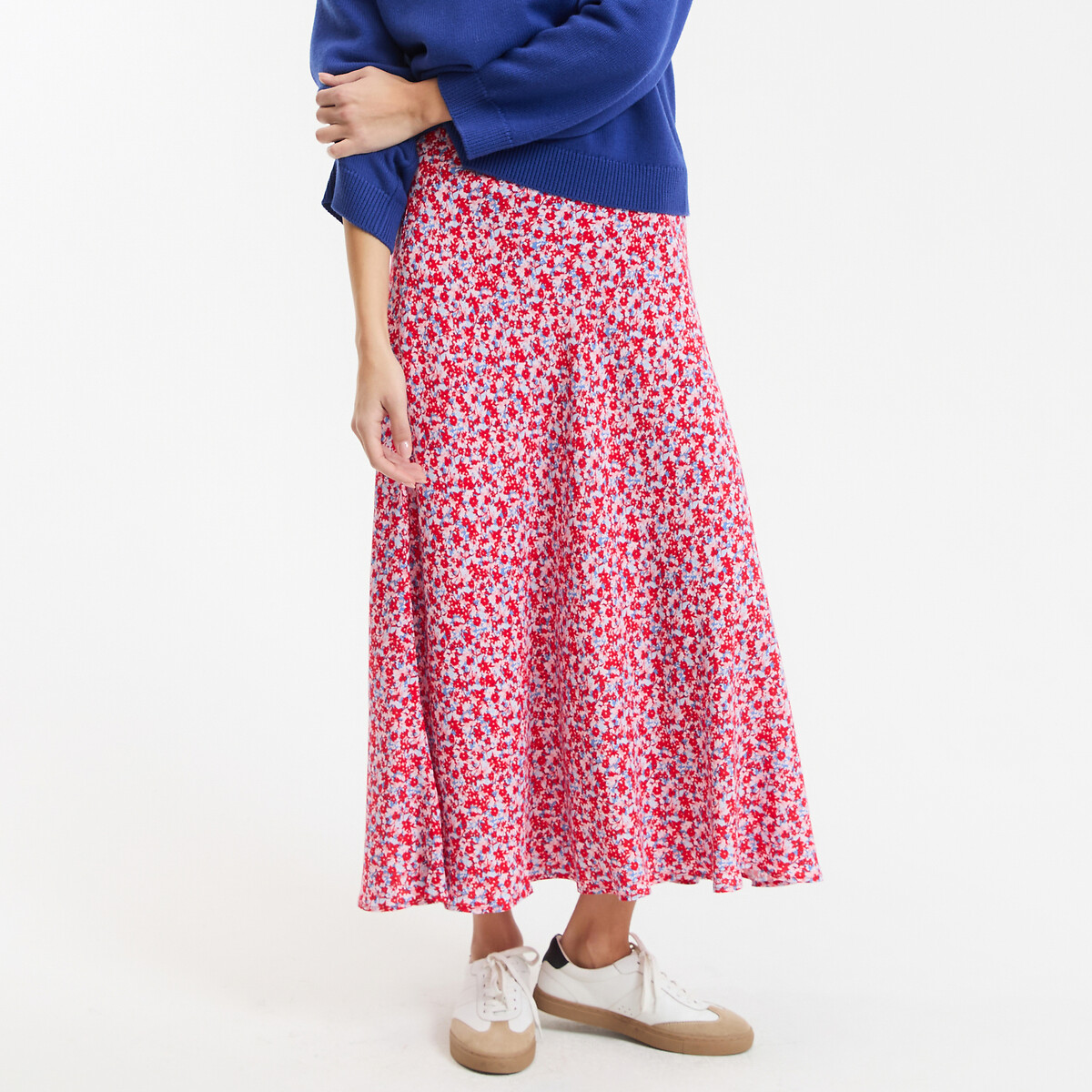 Μακριά φλοράλ φούστα σε εβαζέ γραμμή