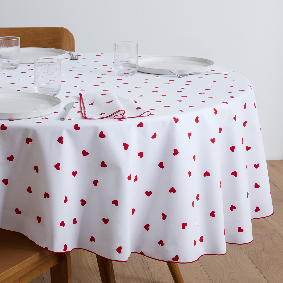 Στρογγυλό τραπεζομάντηλο από βαμβάκι με καρδιές 160 cm