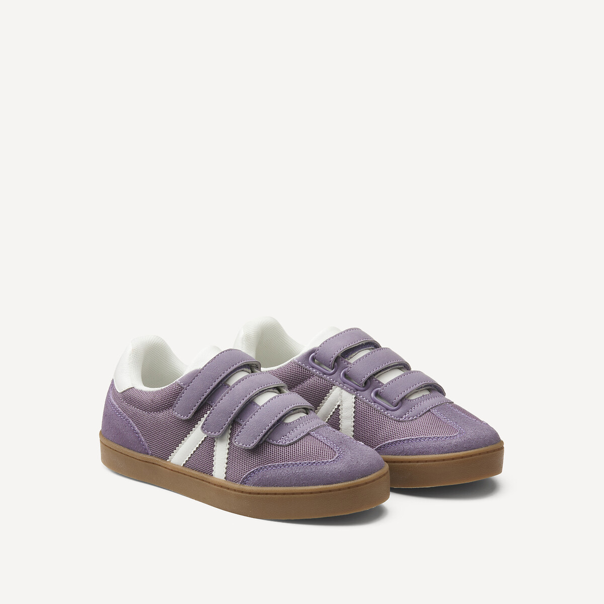 Αθλητικά παπούτσια με αυτοκόλλητο κούμπωμα