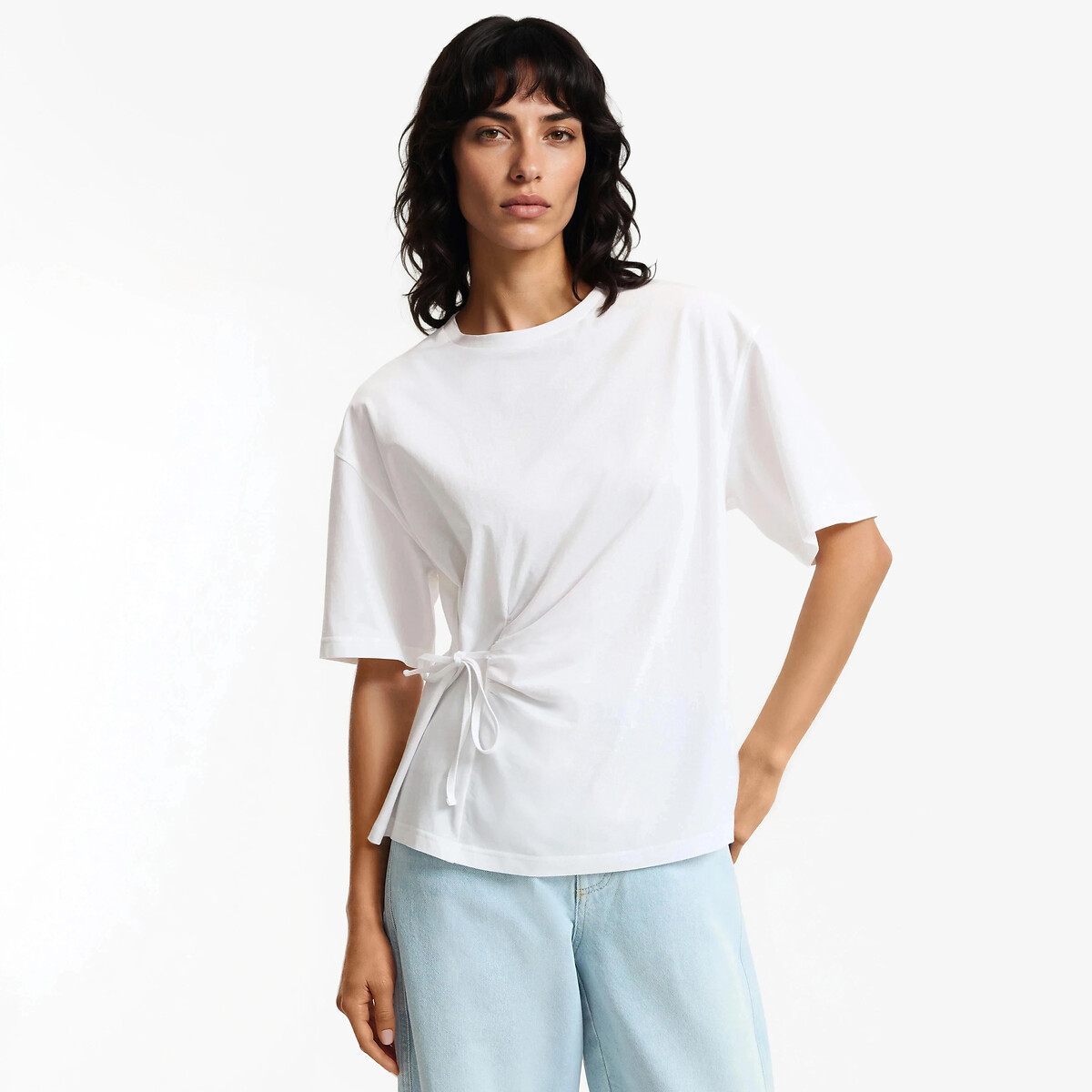 Κοντομάνικο Τ-shirt με στρογγυλή λαιμόκοψη και δέσιμο