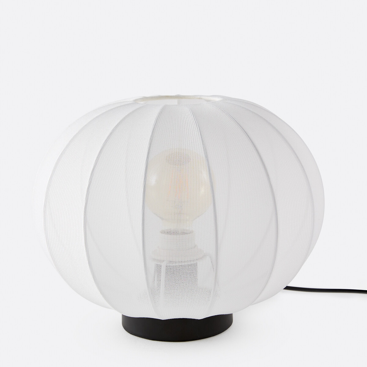 Επιτραπέζιο φωτιστικό από μέταλλο και δίχτυ