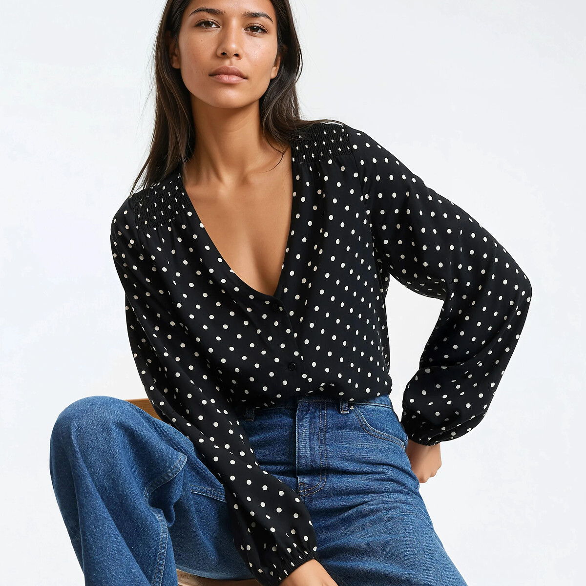 Μπλούζα με V λαιμόκοψη