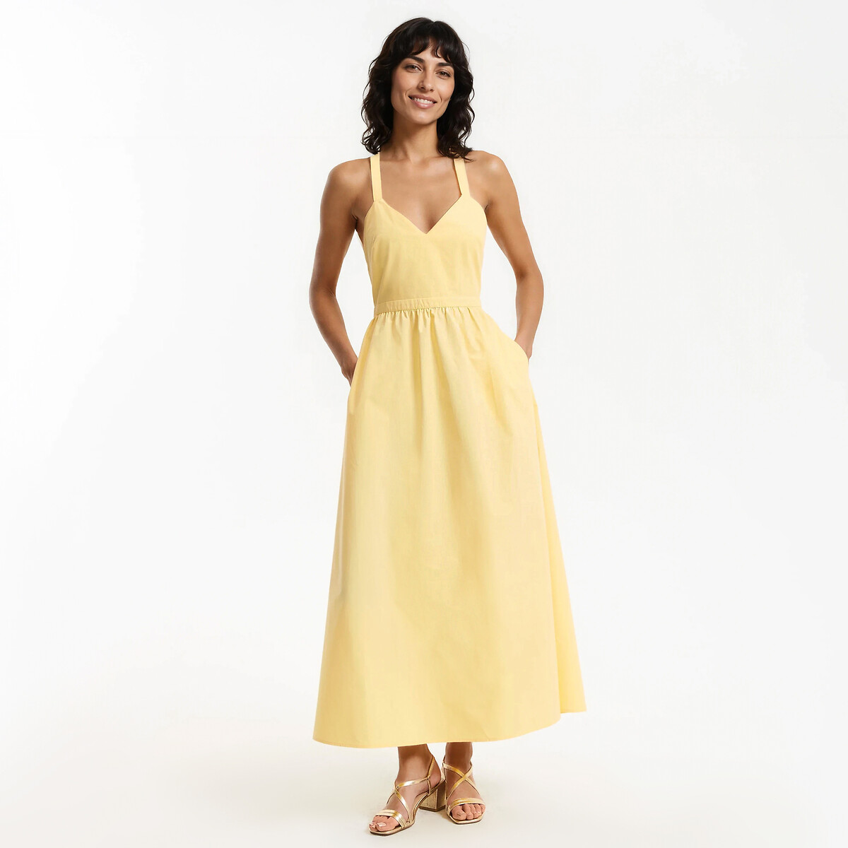 Μακρύ φόρεμα με τιράντες και V λαιμόκοψη