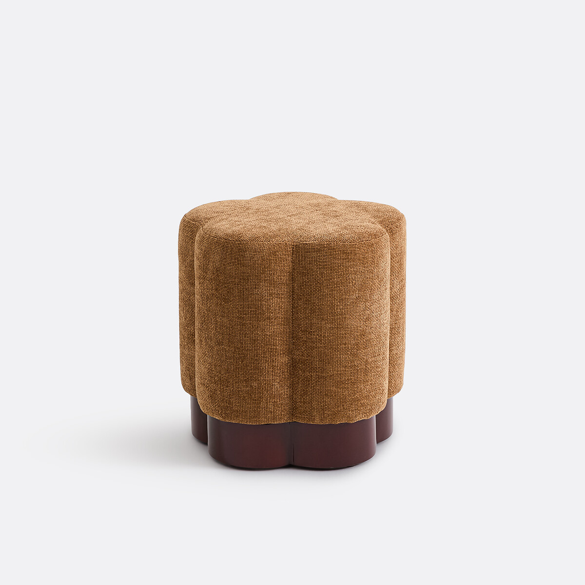Πουφ από βελούδο με λακαρισμένη βάση