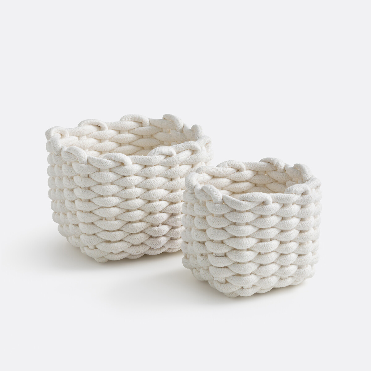 Σετ 2 πλεκτά καλάθια με χοντρή πλέξη Μ19xΠ19xΥ14cm