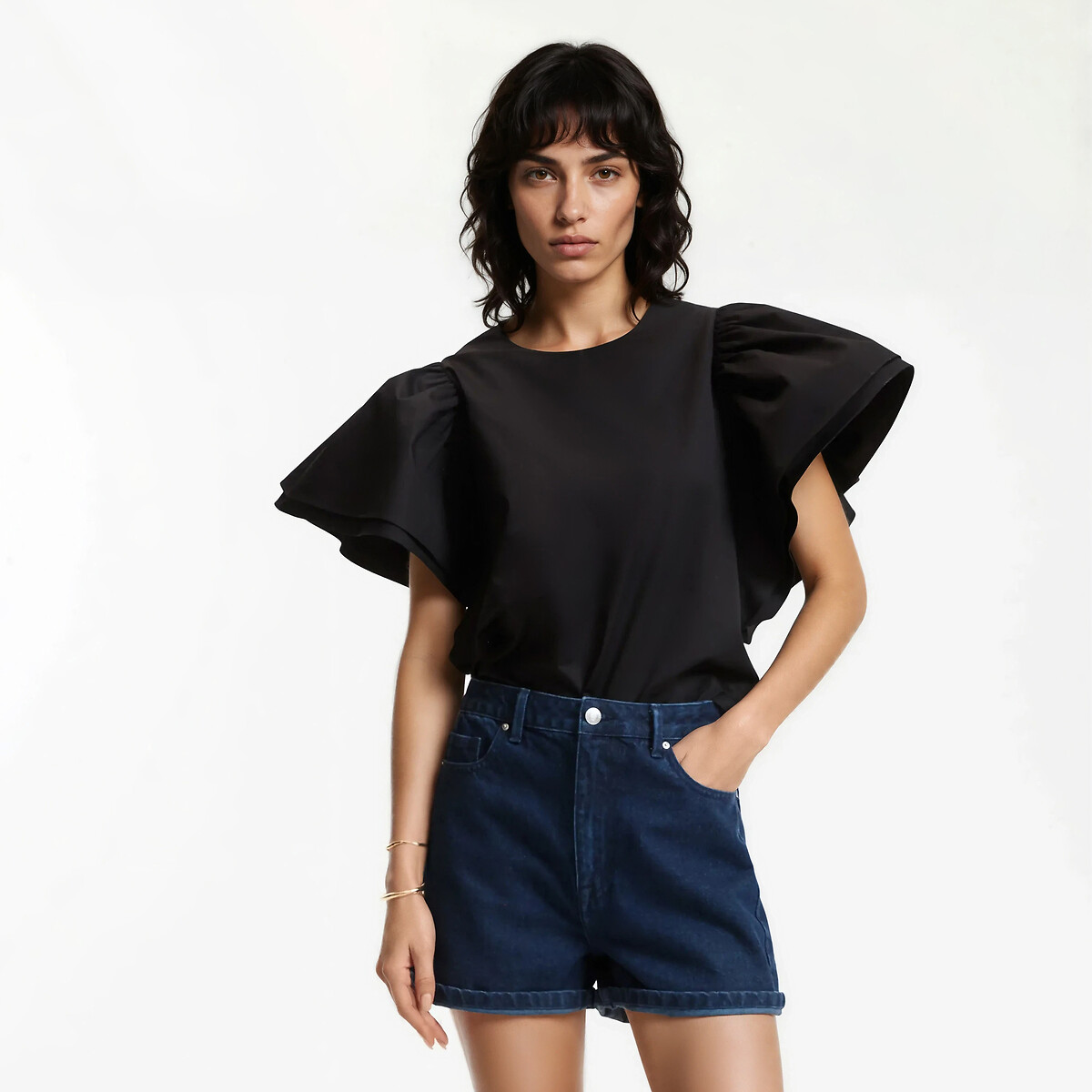 Μπλούζα με στρογγυλή λαιμόκοψη και κοντά μανίκια με βολάν