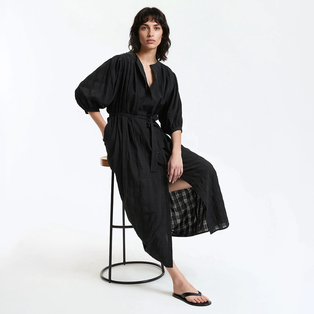 Μακρύ φόρεμα με ζώνη και φουσκωτά μανίκια