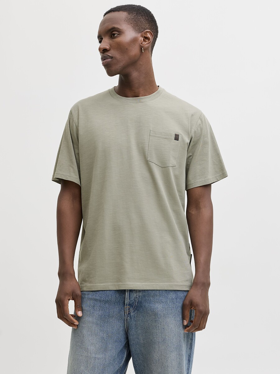 Κοντομάνικο t-shirt σε χαλαρή γραμμή