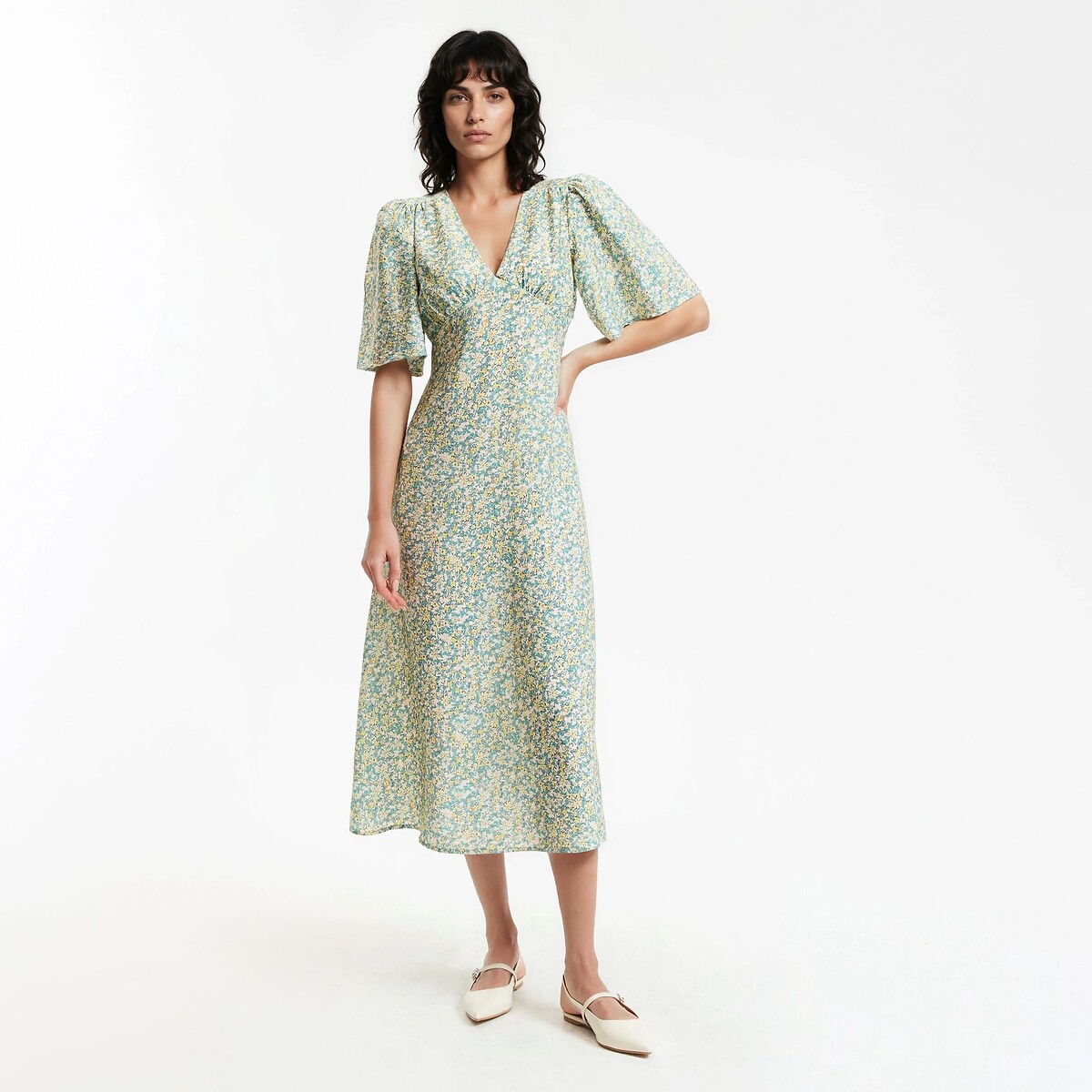 Μίντι φόρεμα με V λαιμόκοψη