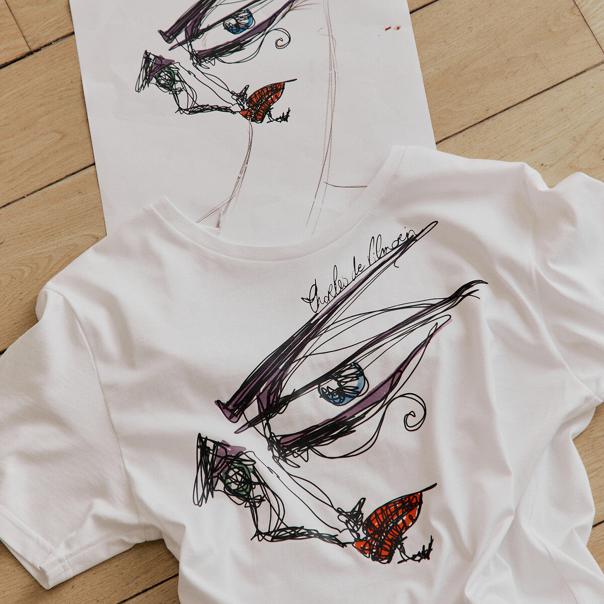 T-shirt με στρογγυλή λαιμόκοψη