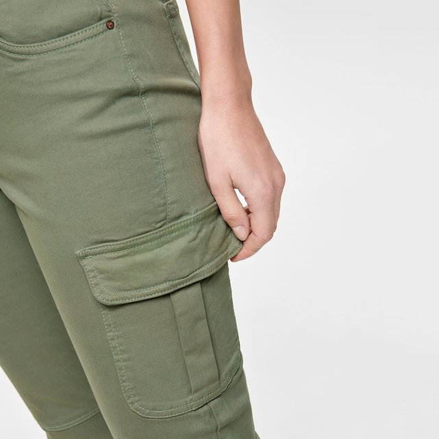 Πεντάτσεπο slim παντελόνι με τσέπες στα μπατζάκια