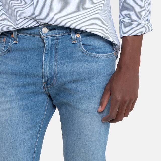 Τζιν σε slim γραμμή