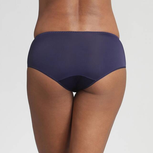 Μίντι σλιπ, Essential Elegance Broderie