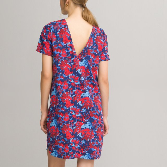 Κοντομάνικο ριχτό φόρεμα με στρογγυλή λαιμόκοψη και εμπριμέ μοτίβο