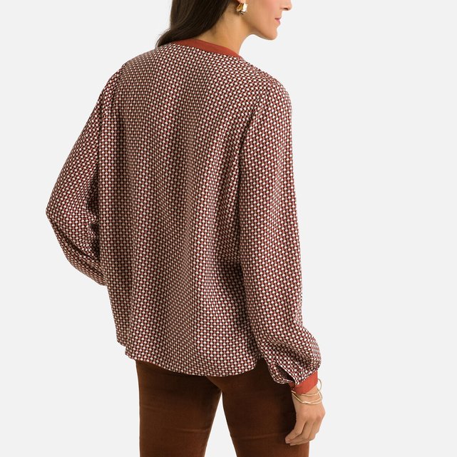 Εβαζέ μπλούζα με κουμπιά στη λαιμόκοψη και εμπριμέ μοτίβο