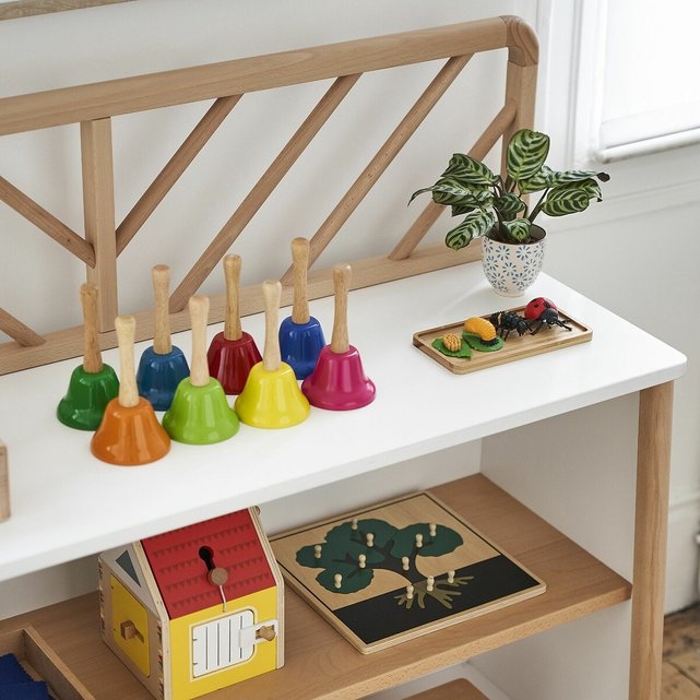 Ραφιέρα για παιχνίδια, Montessori