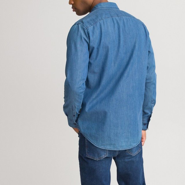 Μακρυμάνικο τζιν πουκάμισο σε ίσια γραμμή
