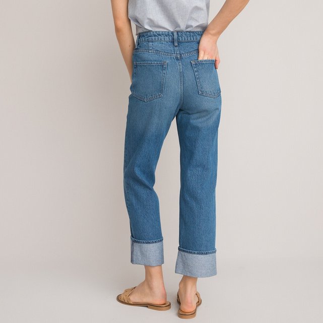Straight Mid Rise Jeans, Length 31.5