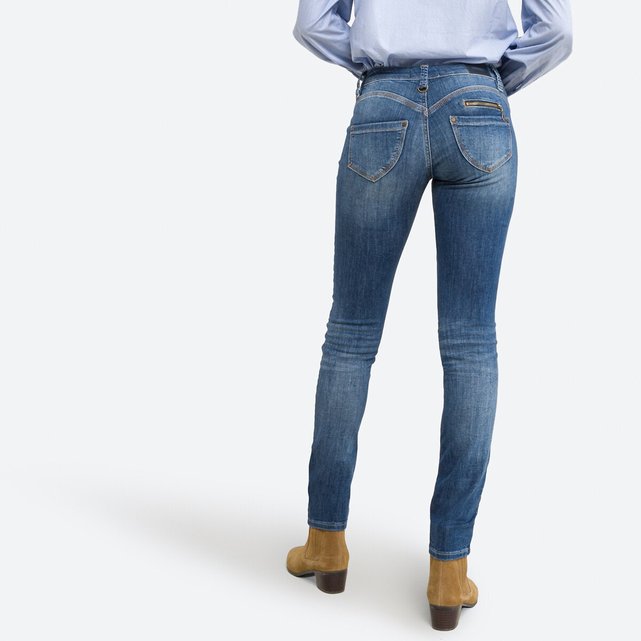 Alexa Slim Fit Jeans