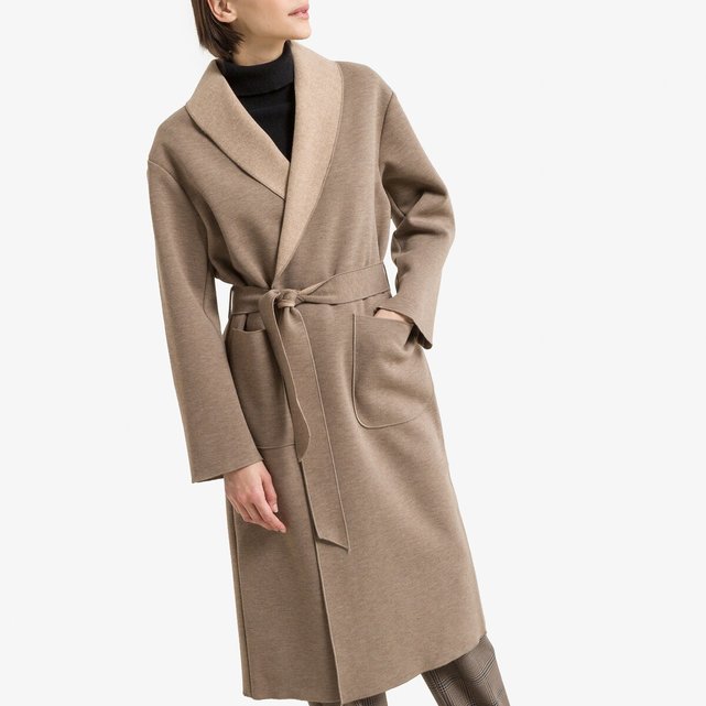 Μακρύ παλτό με ζώνη