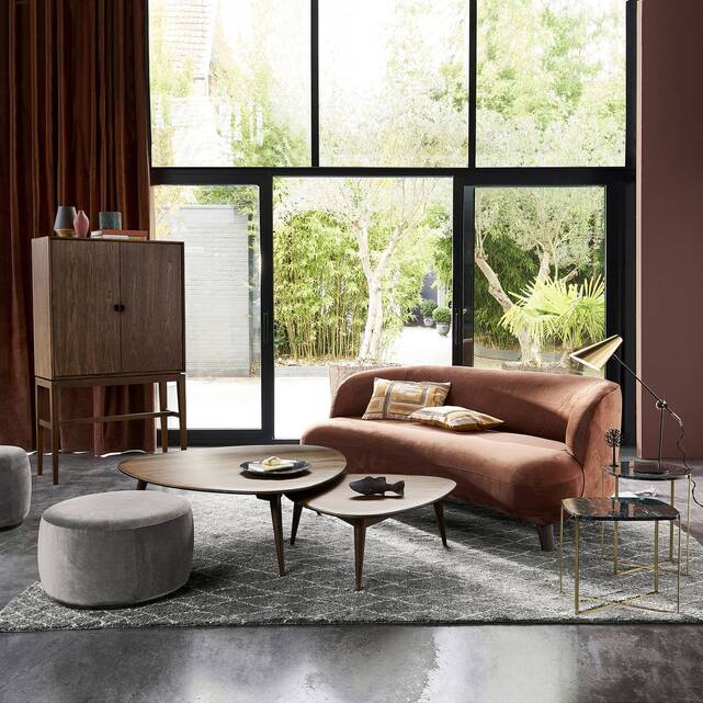 Καναπές με βελούδινη ταπετσαρία Rosebury, σχεδίασης E. Gallina