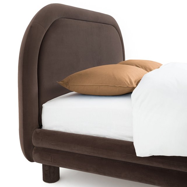 Βελούδινο κρεβάτι με τάβλες, Mendosa