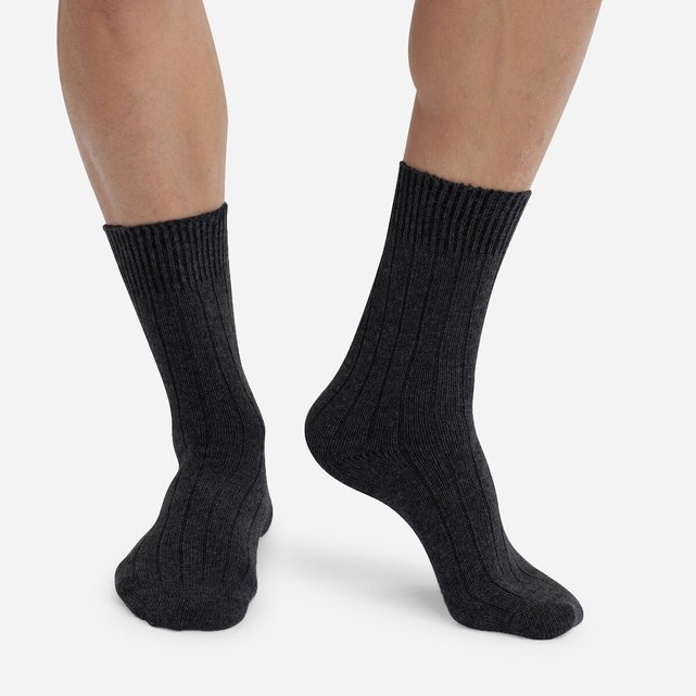 Ψηλές μάλλινες κάλτσες με βαμβάκι στο εσωτερικό