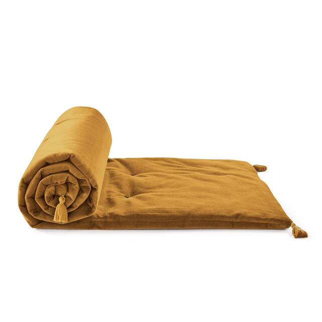 Βελούδινο στρώμα καναπέ, Velvet