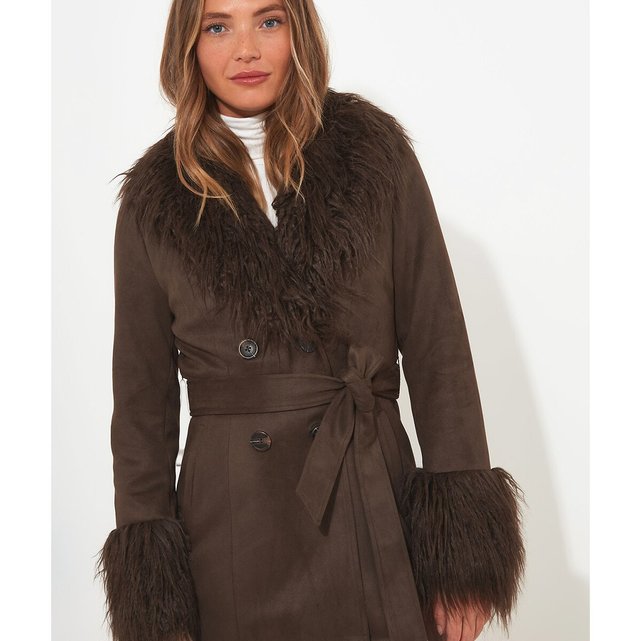 Μακρύ παλτό με κουμπιά από συνθετική γούνα