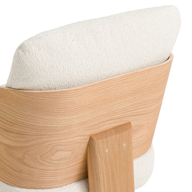 Πολυθρόνα από ξύλο δρυ μπουκλέ ταπετσαρία Marais, σχεδίασης E. Gallina