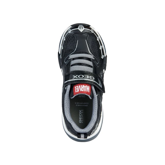 Αθλητικά παπούτσια με LED Bayonic x Black Panther