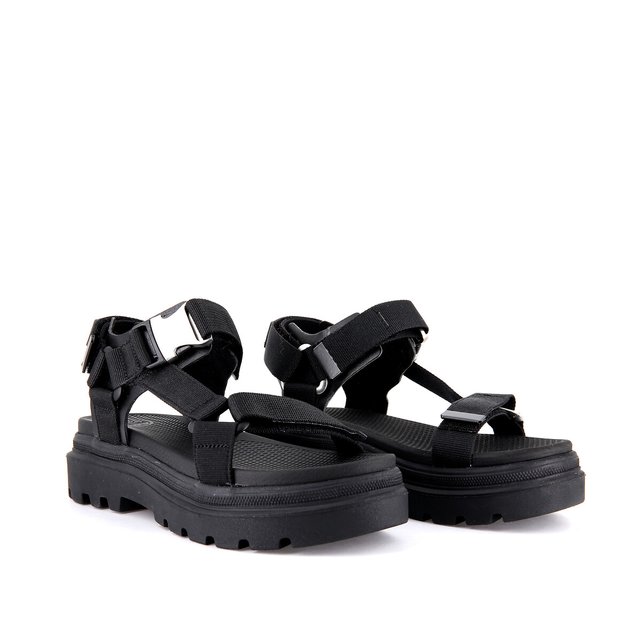 Πέδιλα, Pallacruise Strap
