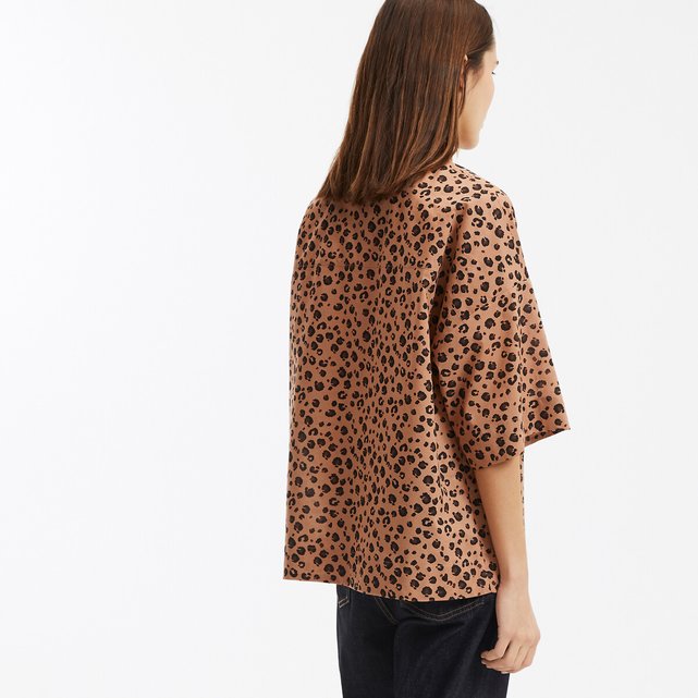 Φαρδύ πουκάμισο με animal print και μανίκια μέχρι τους αγκώνες