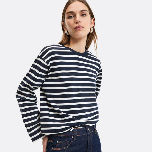 Τ-shirt με ρίγες, στρογγυλό λαιμό και μακριά μανίκια